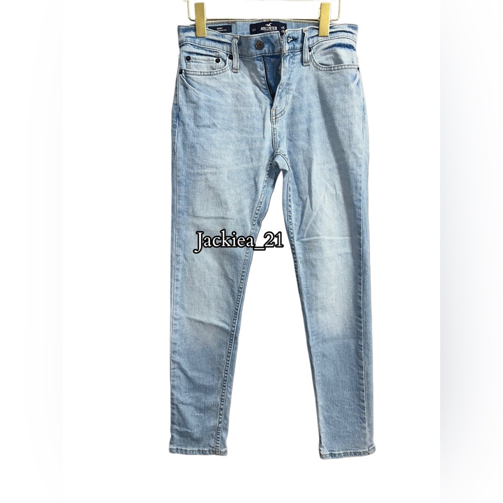 💙❤️ Hollister Light Blue Denim with Brown Leather Patch